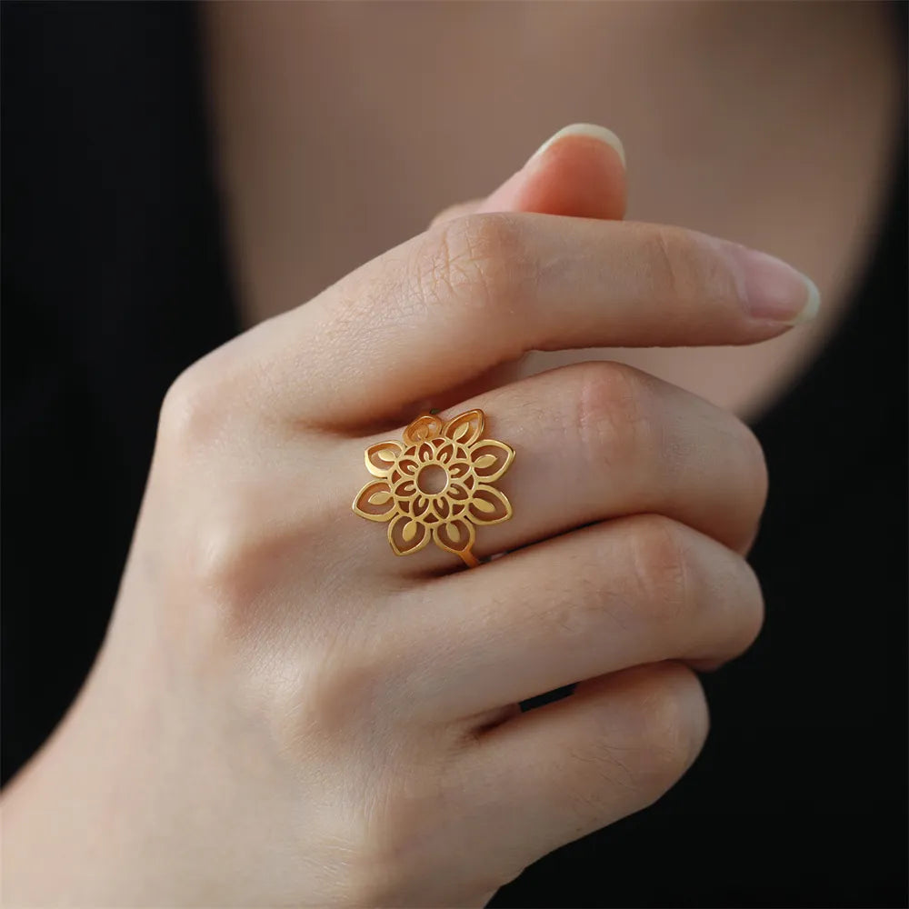 Elegant Mandala Intricate Design Ring Collection