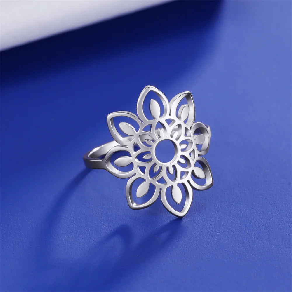 Elegant Mandala Intricate Design Ring Collection